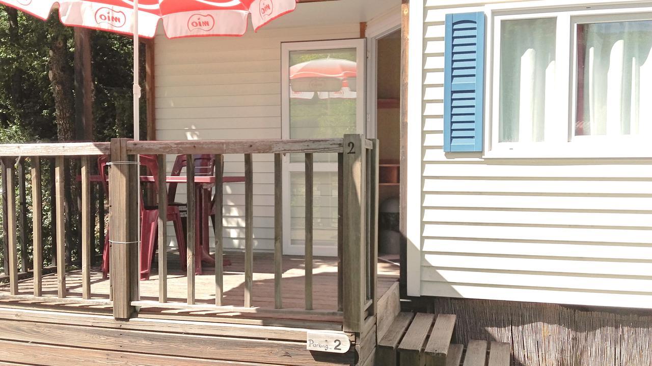 Hotel Camping Le Pesquier Castellane Exterior foto